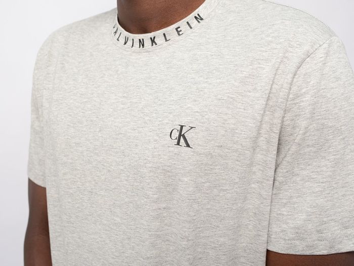 T-shirt Calvin Klein